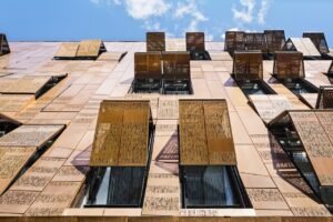 edificio clasico de conservatorio musical exterior