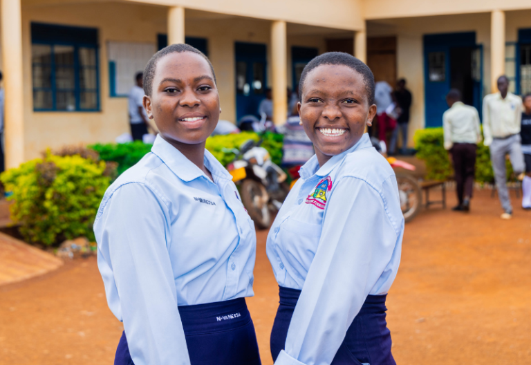 Dónde Comprar Guardapolvo Azul para Escuela Técnica en Argentina
