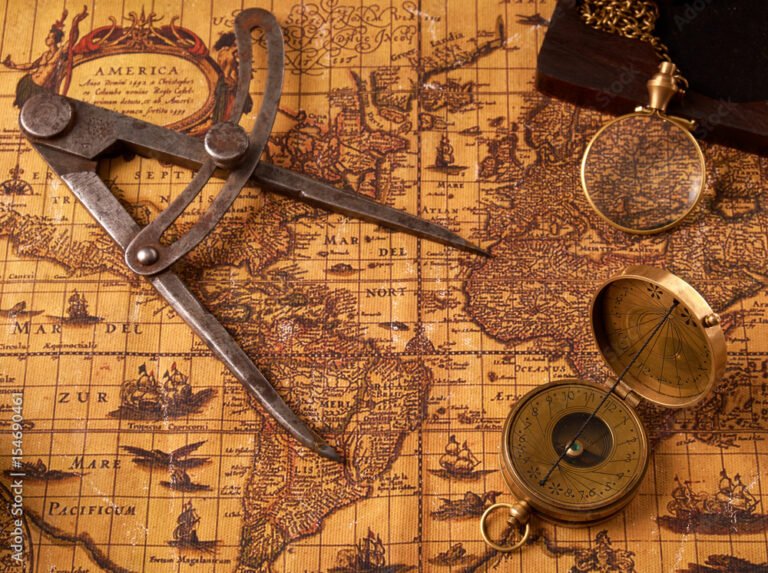 mapa mundial antiguo con herramientas de geografia