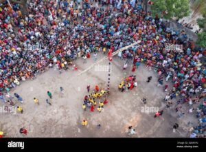 Por Qué Se Juntan De Golpe Muchas Personas O Animales En Un Lugar 6 multitud agrupada en espacio publico abierto