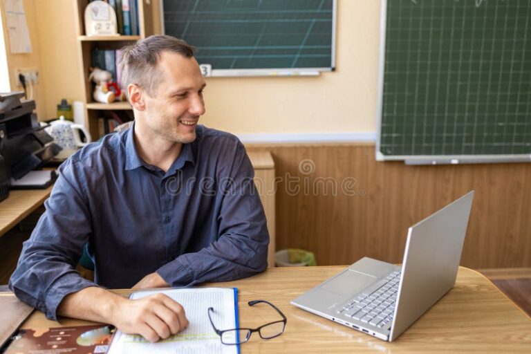 Cómo Dar Una Clase Virtual Efectiva Y Mantener A Tus Alumnos Atentos