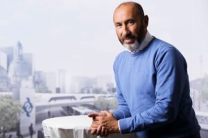 retrato profesional doctor profesor universitario